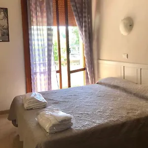  Affittacamere Sansovino Bed&car Italia